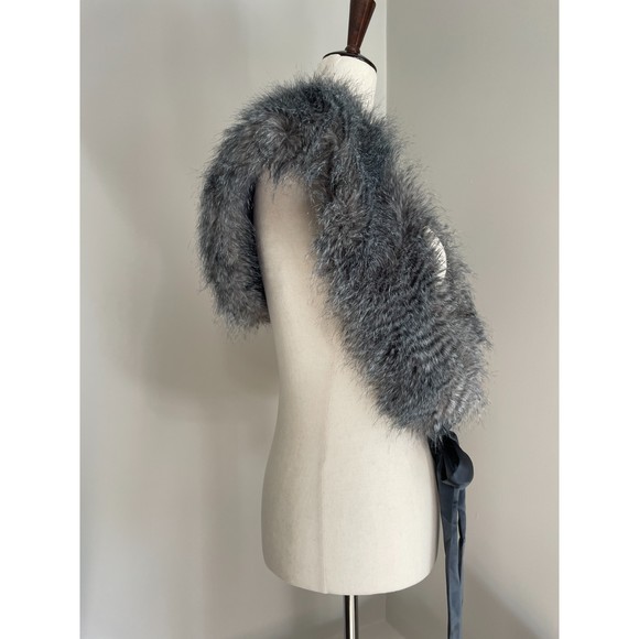 RANDOLPH DUKE The Look Faux Fur Removable Stole Collar, Silver & White - Picture 2 of 14